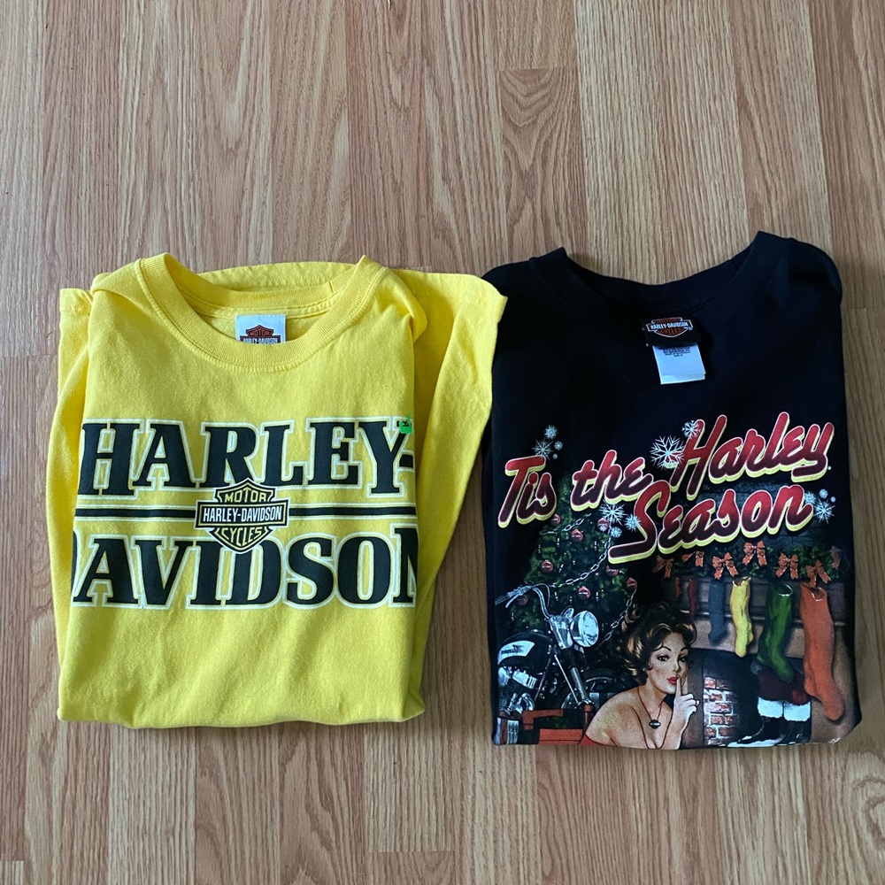 Harley Davidson 2 Women T-shirts,size M